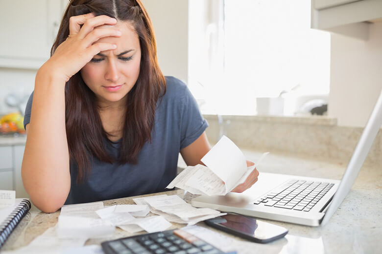 Não confunda nota fiscal com recibo fiscal, os dois têm funções diferentes.